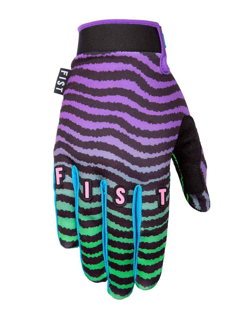 Wavy Glove